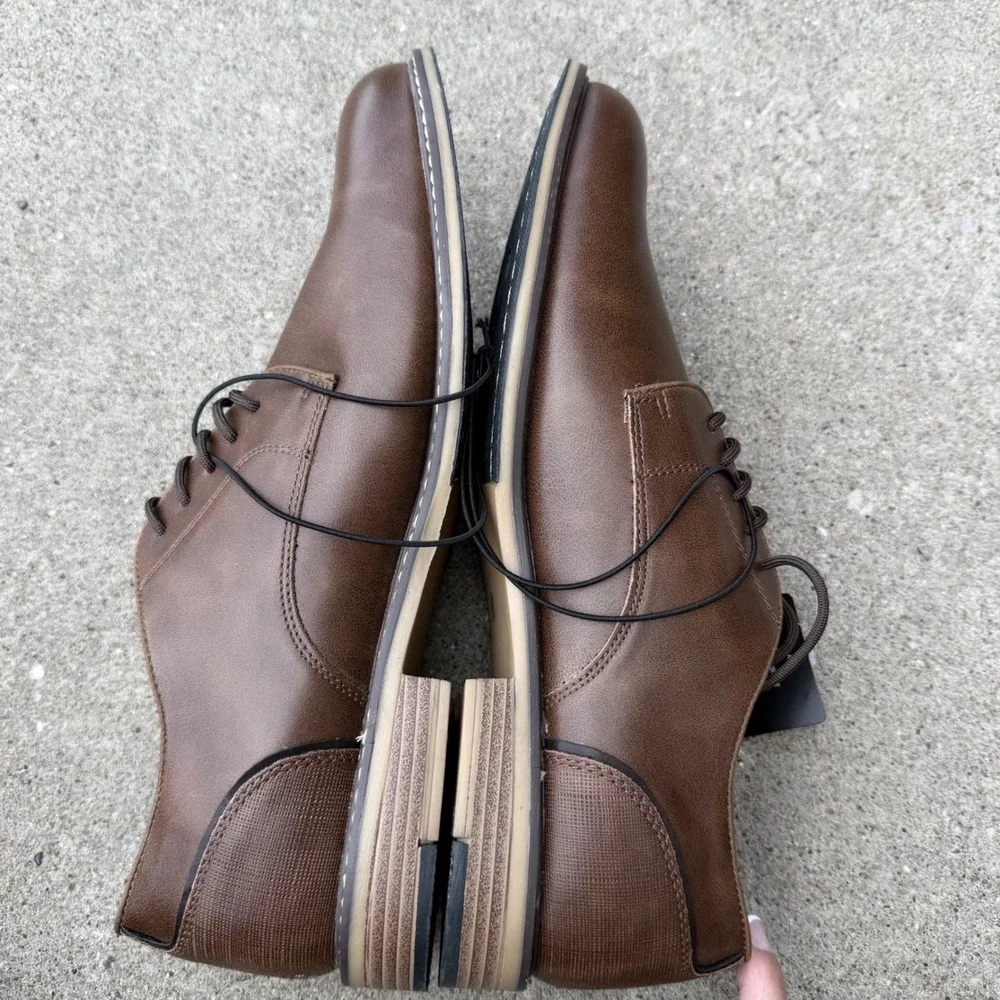 J. Ferrar Mens Cognac Brown Derby Dress Shoes Memory Foam 13M NEW